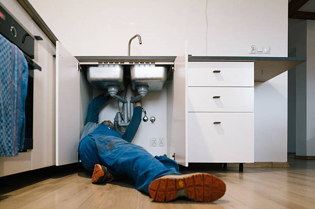 Professional Leak Detection technician working in Chicopee, MA